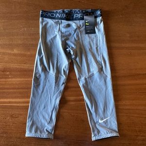 Bundle only NIKE PRO Tight Fit Gray Training Pants Boy’s XL